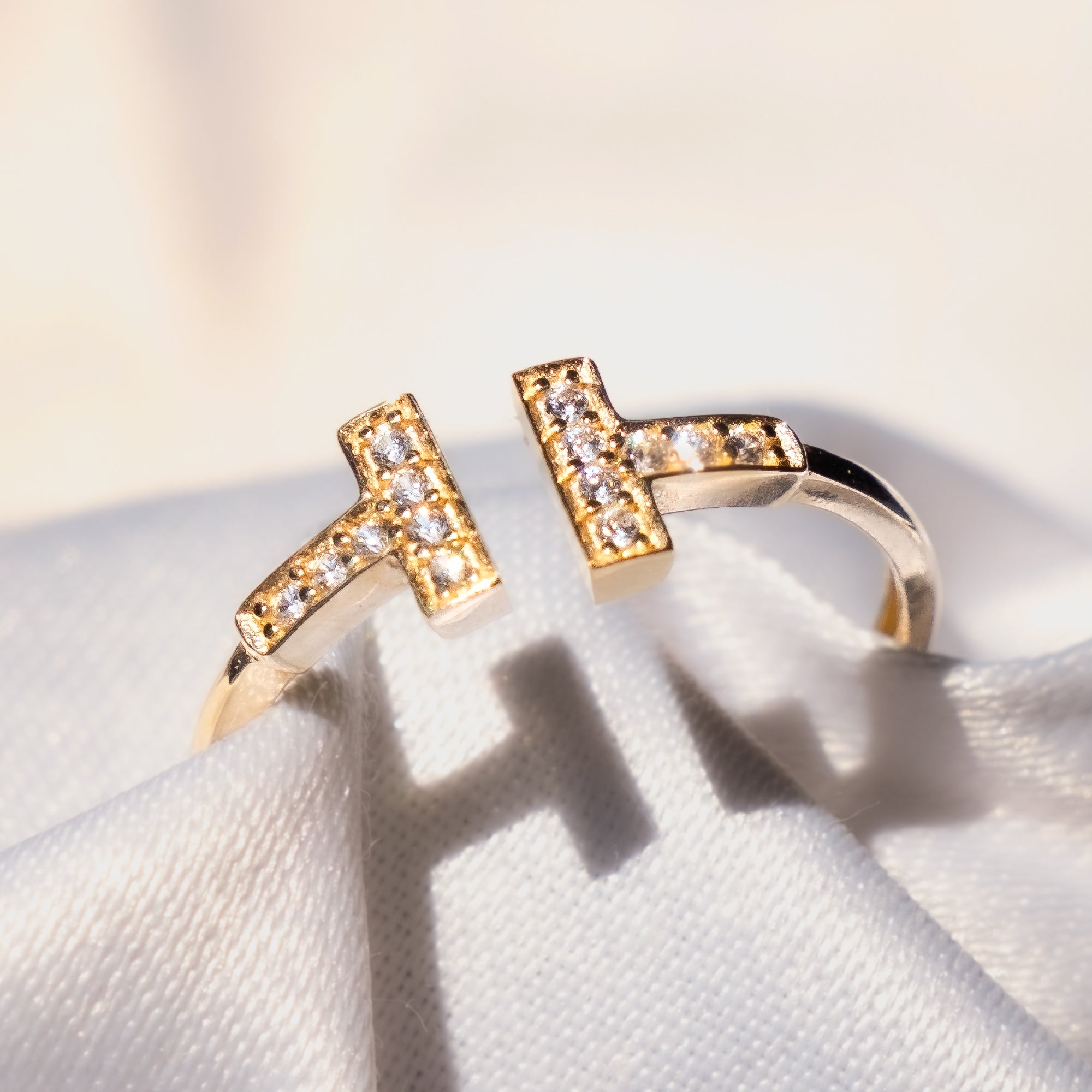 Taşlı T Yüzük | 14 Ayar Altın