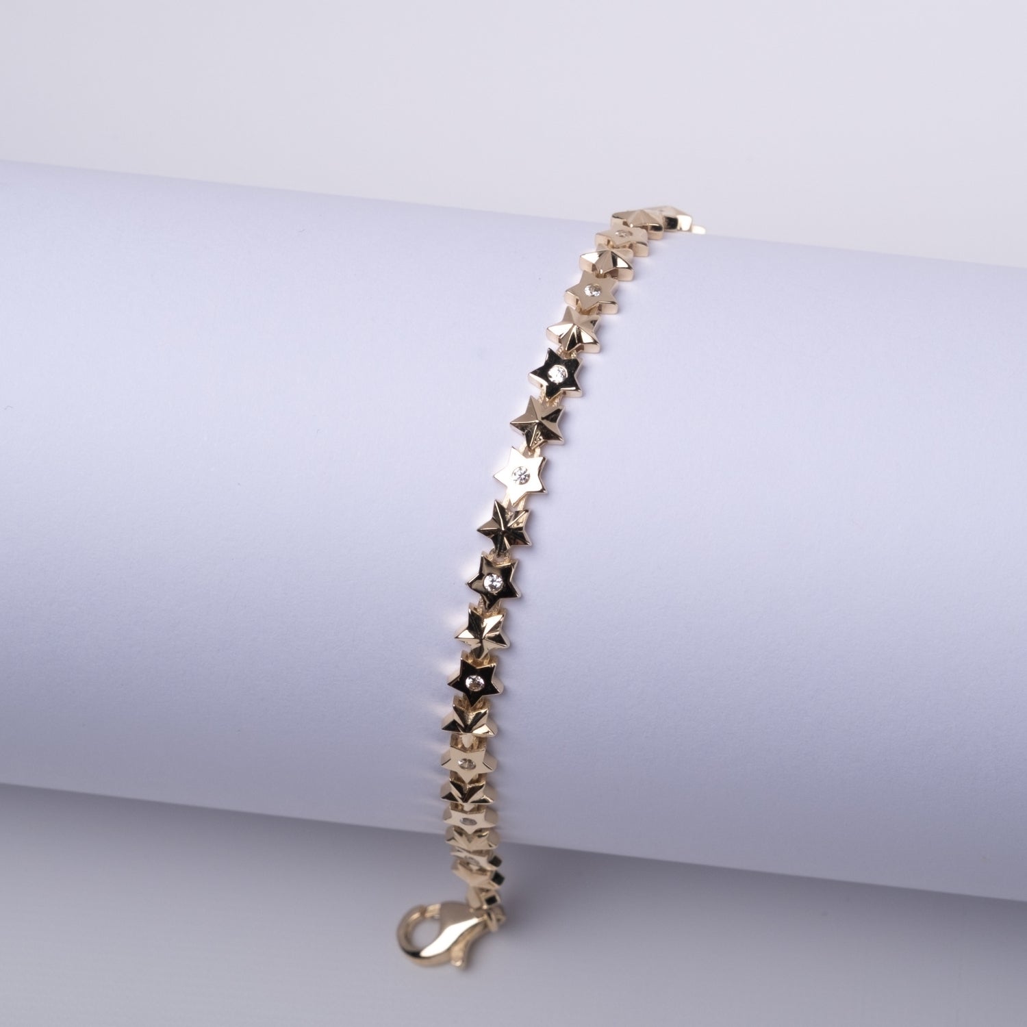 Taşlı Sıralı Yıldız Bileklik | 14 Ayar Altın