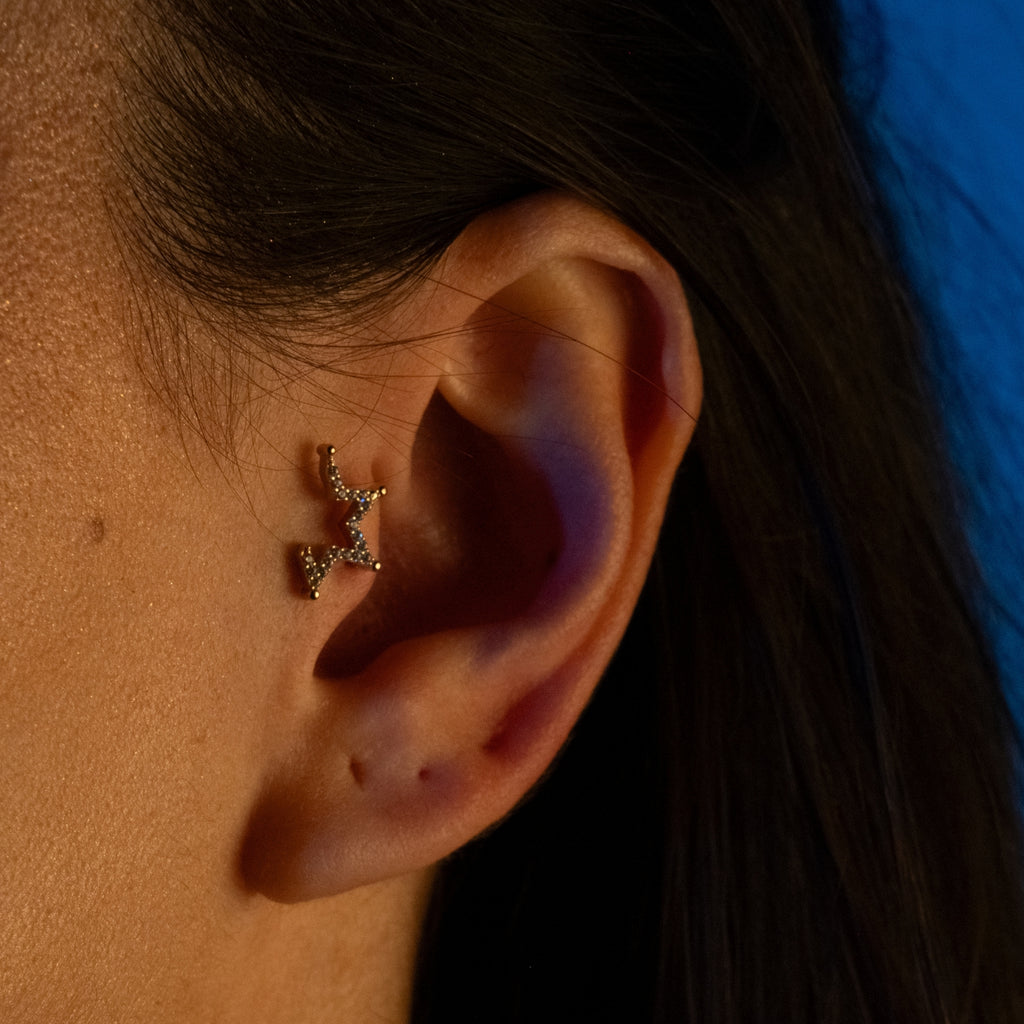 Yarım Yıldız Taşlı Piercing | 14 Ayar Altın