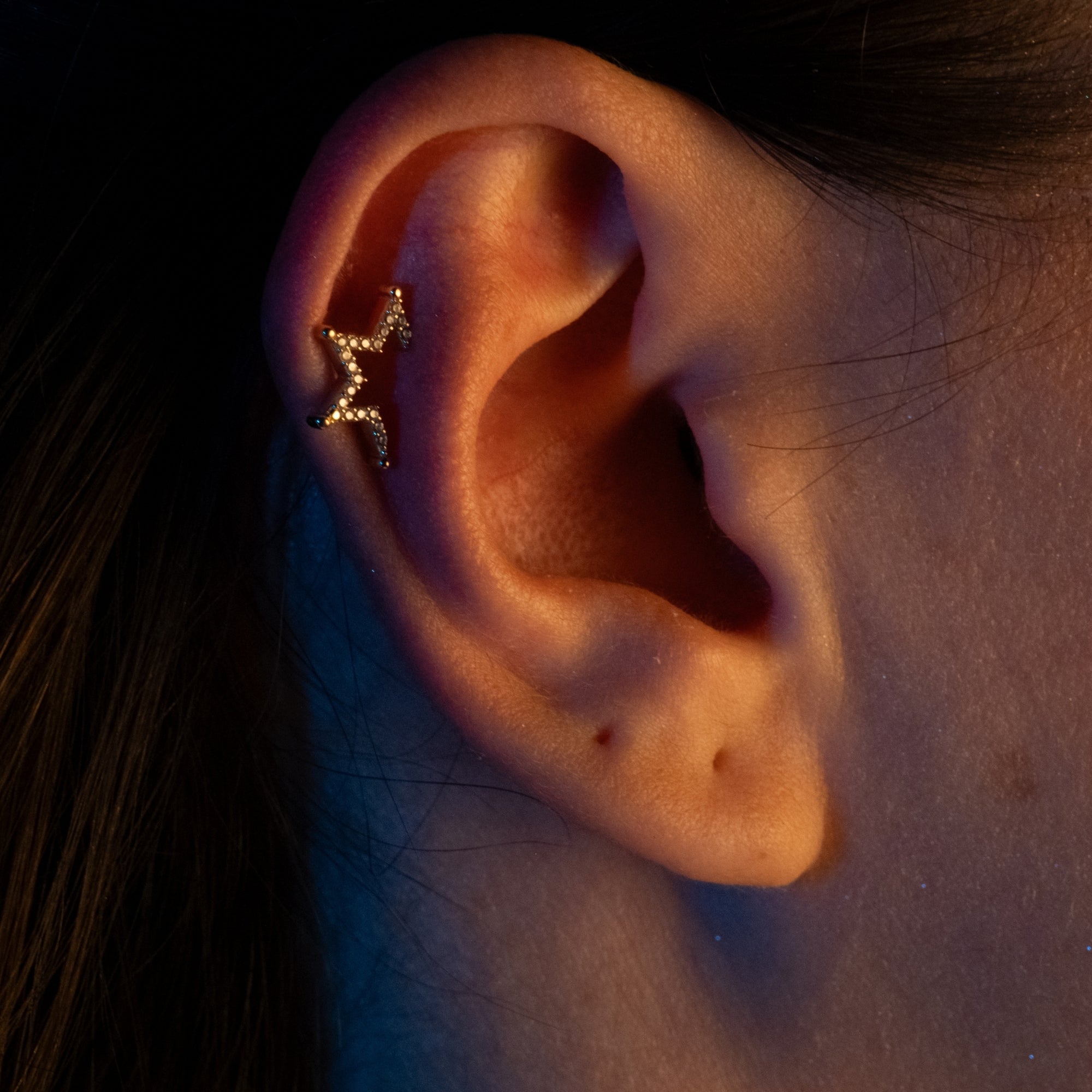 Yarım Yıldız Taşlı Piercing | 14 Ayar Altın