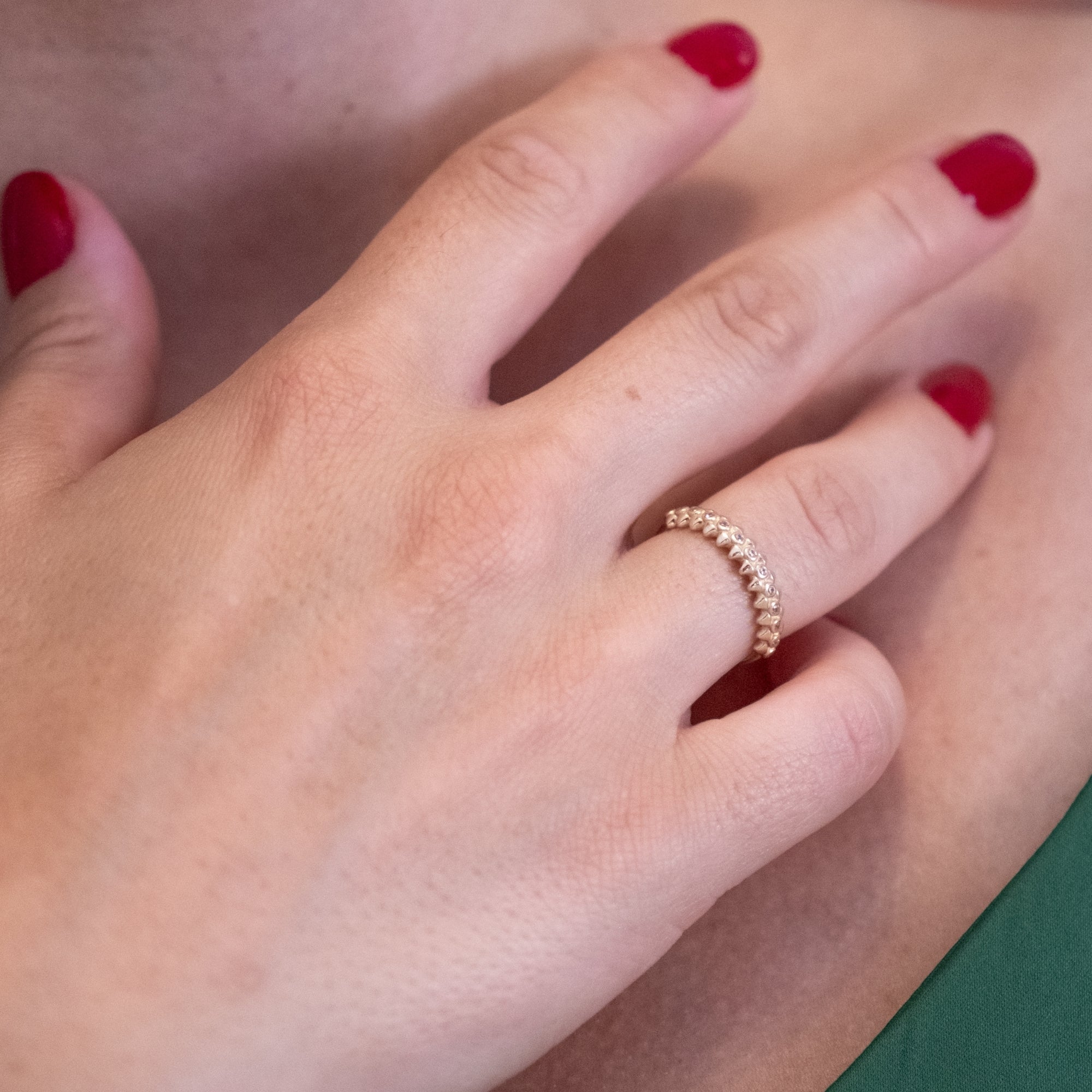 Dizili Taş Yüzük | 14 Ayar Altın