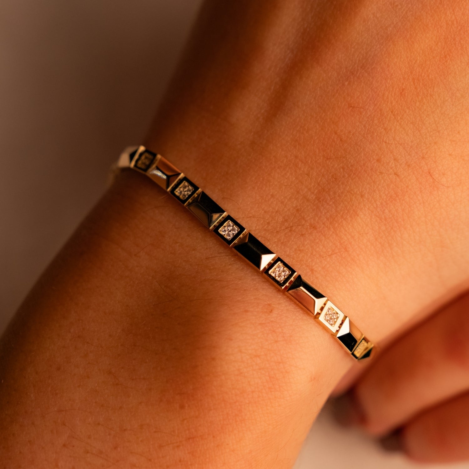 Prizma Noir Bileklik | 14 Ayar Altın