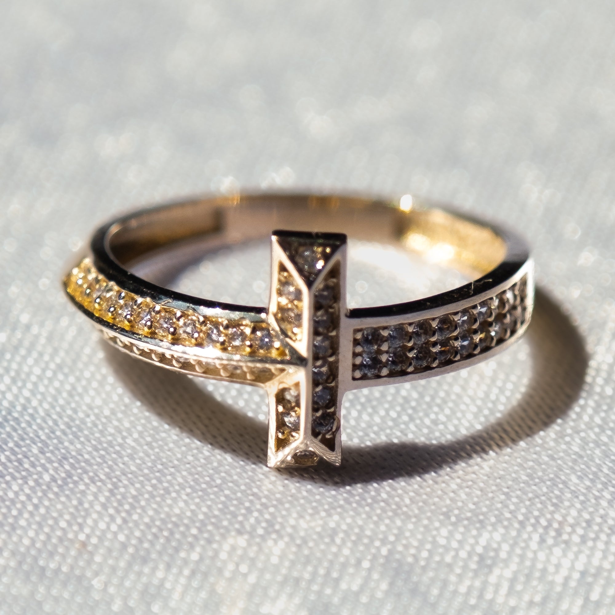 Asimetrik Taşlı T Yüzük | 14 Ayar Altın