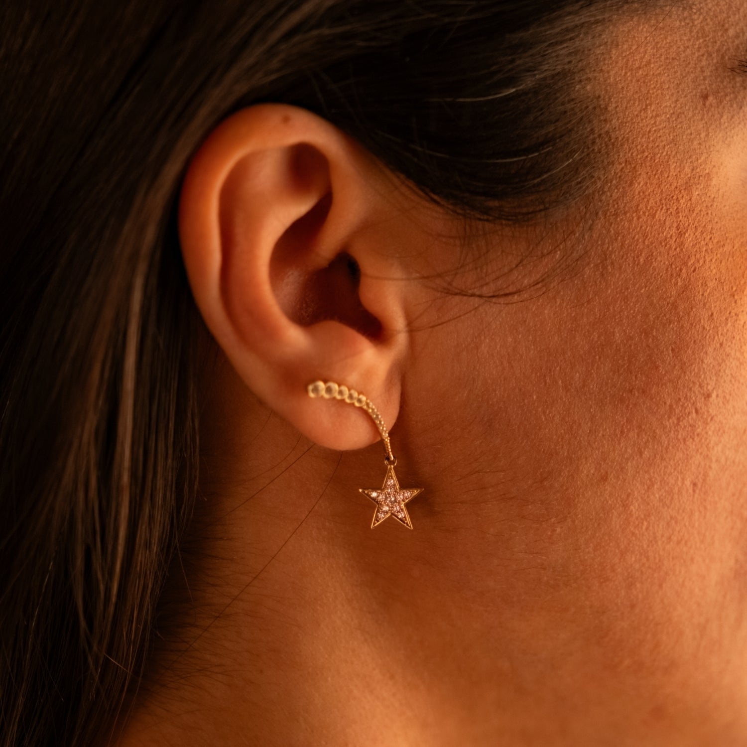 Taşlı Sallantılı Yıldız Küpe | 14 Ayar Altın