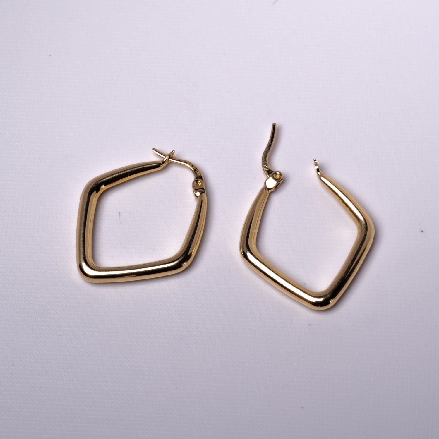 Prizma Halka Küpe | 14 Ayar Altın