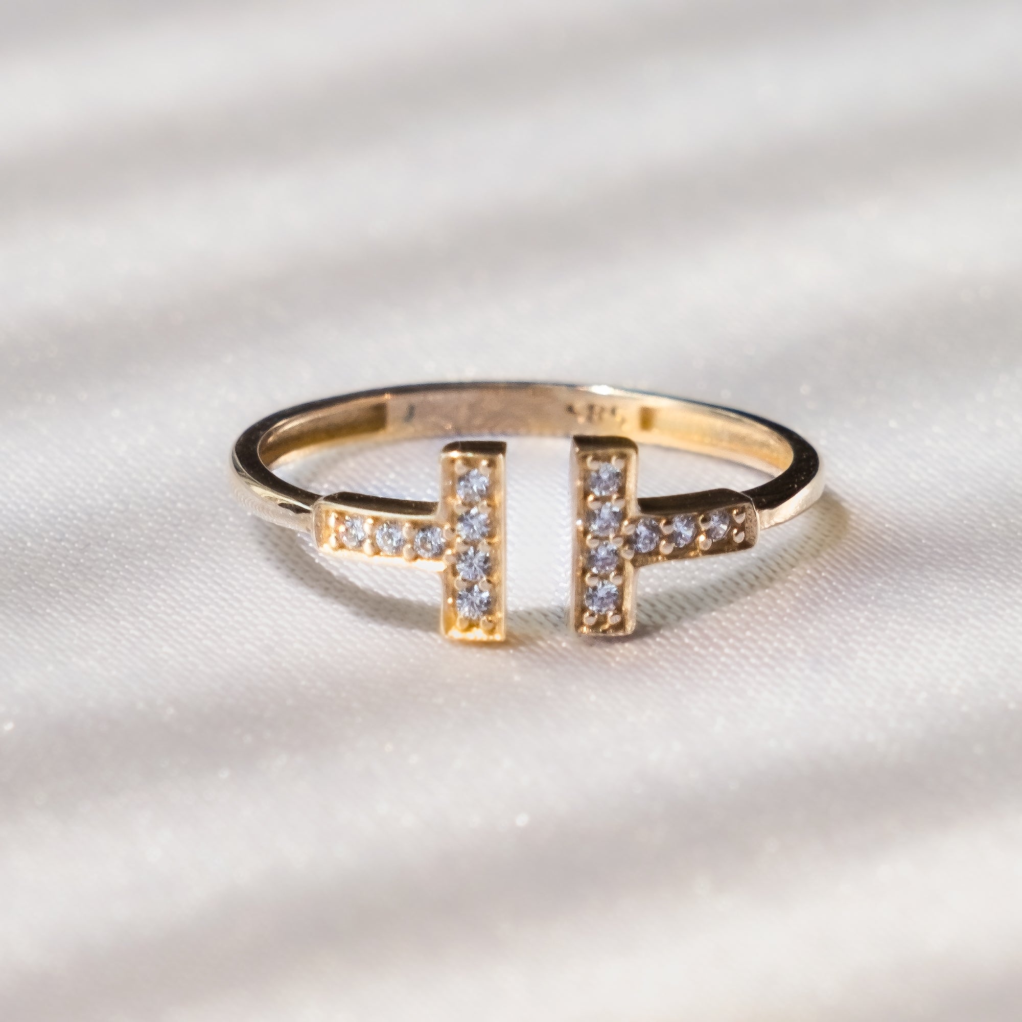 Taşlı T Yüzük | 14 Ayar Altın