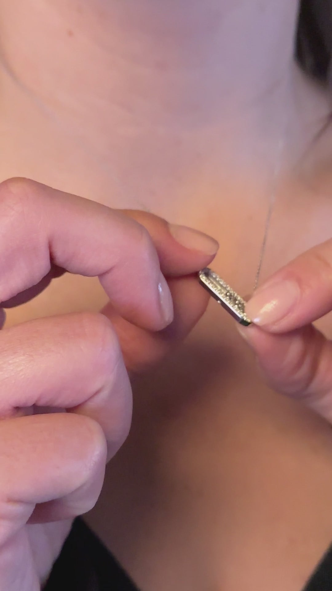 Taşlı Oval Kolye | 14 Ayar Altın