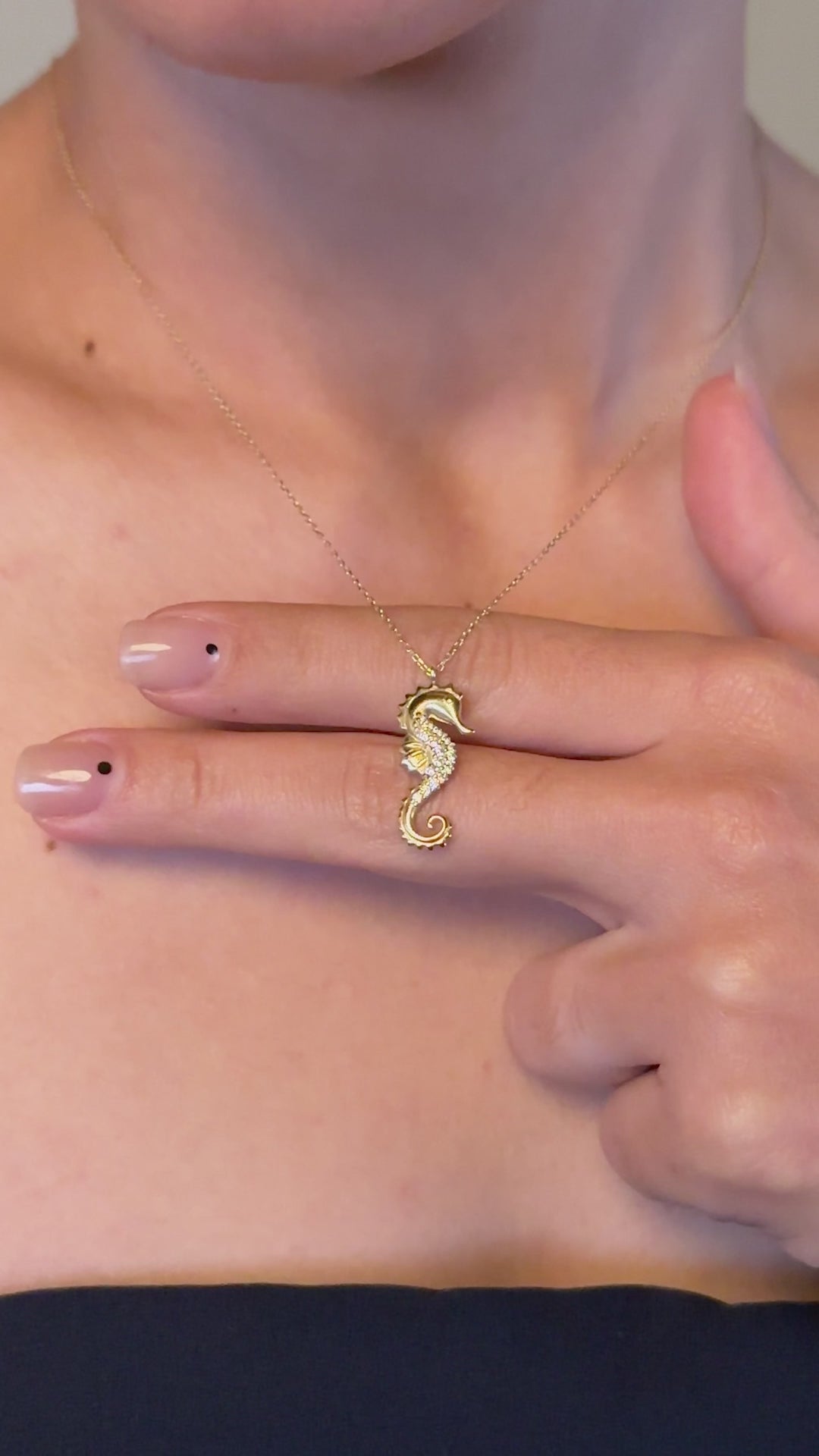 Taşlı Deniz Atı Kolye | 14 Ayar Altın